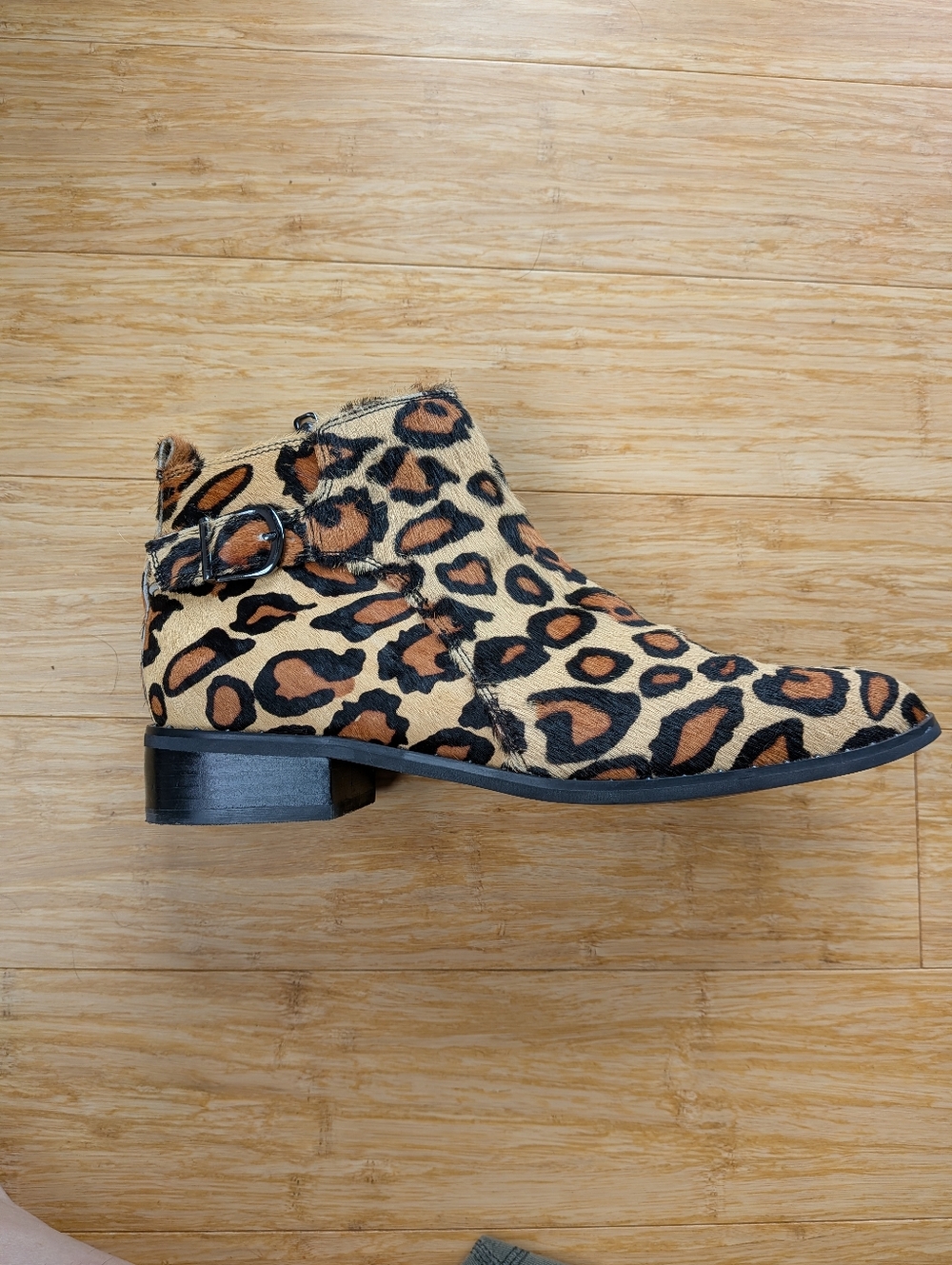 ✨sale Blondo Tami Leopard Print Waterproof Bootie Size 9.5 - Picture 12 of 12